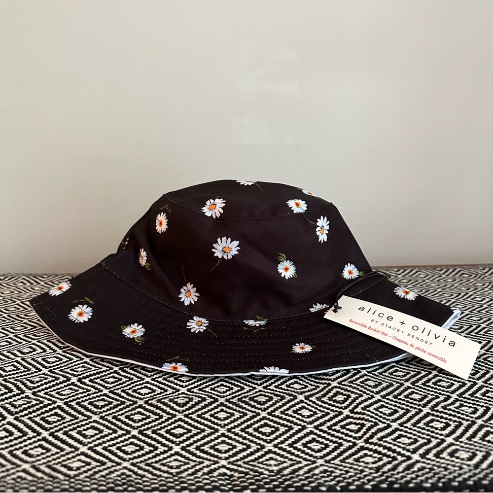 alice + olivia reversible bucket hat